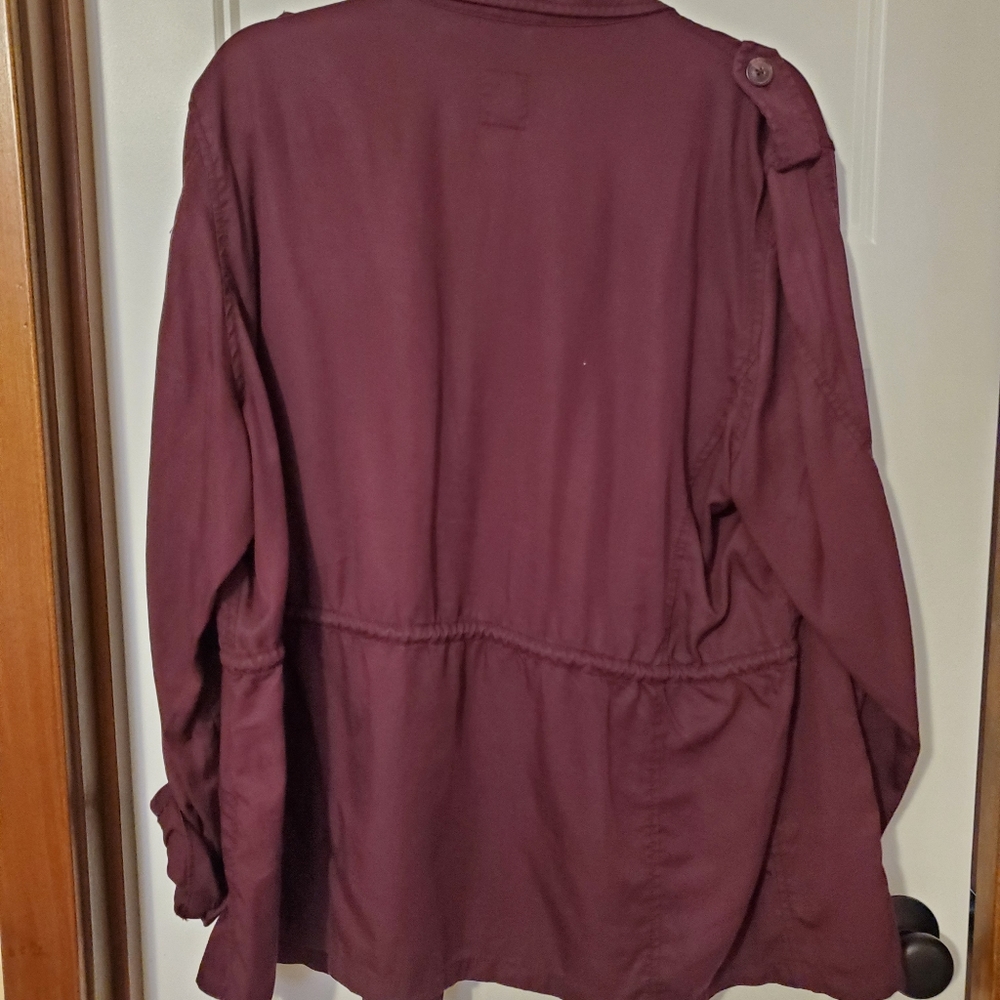 Gap jacket. - Picture 2 of 3